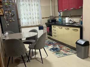 3 Camere Parter An constructie 1979 - 5 Minute Metrou Gorjului — miniatura 3