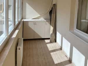 Apartament 2 camere , 2 balcoane , debara , dressing , loc de parcare — miniatura 6