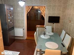 Inchiriere apartament 3 camere Targoviste- zona Minisat — miniatura 5