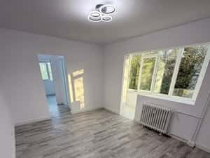 Apartament 2 camere zona nord — miniatura 2