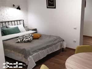 Inchiriez studio cu 1 dormitor ultracentral, elegant — miniatura 1