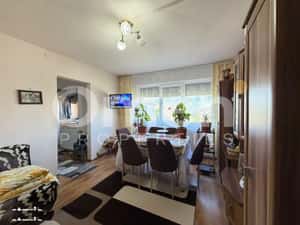 Apartament cu 2 camere de vanzare, zona Cuza Voda — miniatura 3