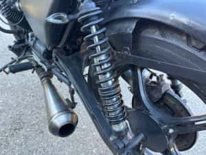 Moto Guzzi “Bobber” 750 V7 2002 — miniatura 7