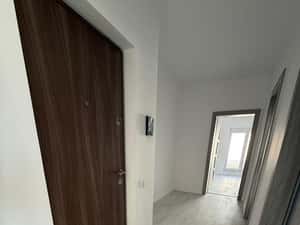 Penthouse 2 cam si 2 terase de 40 mp, incalz pardoseala, lift — miniatura 6