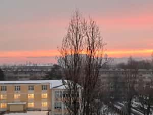 Vand apartament 3 camere la Orizont-Drumul Taberei, la 4-7 min.de Afi si metrou, 119.000 EUR