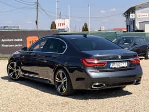 BMW 730 X drive — miniatura 4