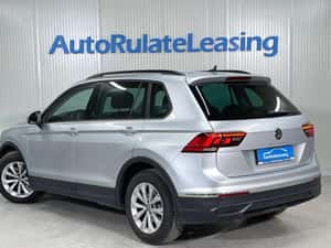 Volkswagen Tiguan 2022 - 50.317 km, Automată, Benzină, 150 cp — miniatura 4