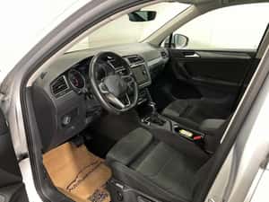 Volkswagen Tiguan 2022 - 50.317 km, Automată, Benzină, 150 cp — miniatura 6
