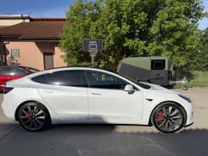 Vand Tesla Model 3 Dual Motor Lomg Range Performance incl roti de iarna — miniatura 4
