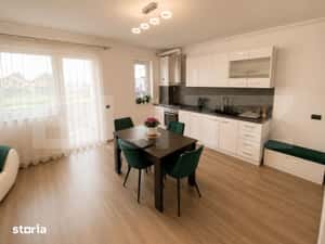 Apartament 2 camere, etaj intermediar, la cheie, balcon, zona Vivo — miniatura 4