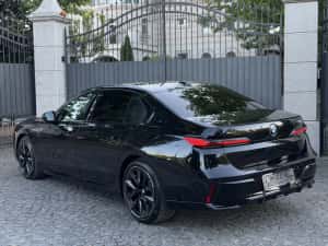 BMW SERIA 7 – 740d xDrive m-paket  pro | individual | usi electrice | sky — miniatura 3