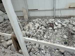 Inchirieri miniexcavator  demolari case — miniatura 7