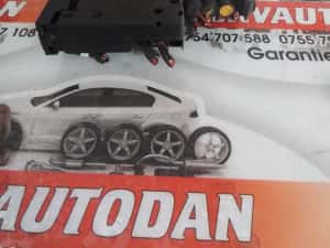 modul baterie mercedes-benz e-class (2010->) [a207] 2.2 motorina 2014 — miniatura 2