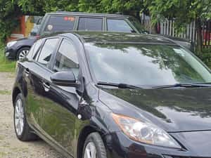 Mazda 3 Hatchback Manuală 110 HP Benzină — miniatura 3