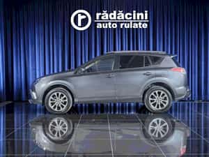 Toyota RAV 4 SUV second-hand, 15.850 EUR — miniatura 6