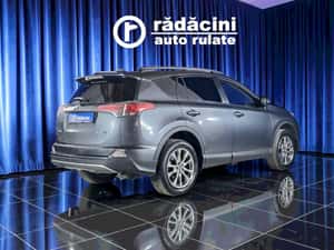 Toyota RAV 4 SUV second-hand, 15.850 EUR — miniatura 7