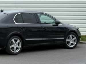 Skoda SUPERB / 2009/ 2.0 TDi/ Automat/ DSG/ Xenon — miniatura 3