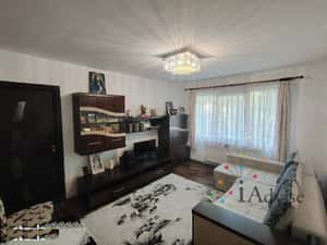 Apartament 2 camere – Zona Piața Astra plus loc de parc