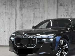 BMW 760 xDrive Executive Lounge Automată 571 HP Hibrid (B/E)