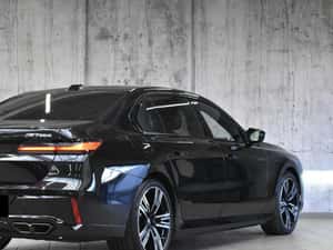BMW 760 xDrive Executive Lounge Automată 571 HP Hibrid (B/E) — miniatura 2