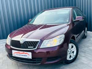 SKODA OCTAVIA II FACELIFT / RATE FIXE — miniatura 3