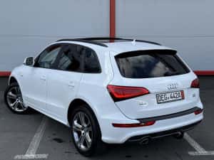 Audi Q5/S-line/Quattro /Potrbagaj electric /2014/Panoramic/interior alcantara/bi-xenon/led/carlig/jante/Manual/ — miniatura 3