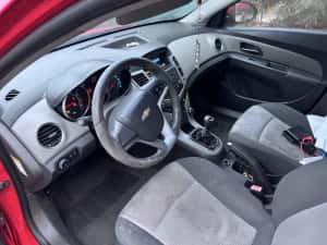 Chevrolet Cruze rosu 1.6 benzina — miniatura 5