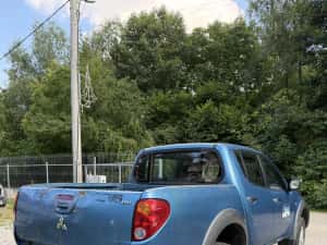 Mitsubishi l200 4x4 — miniatura 3