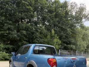 Mitsubishi l200 4x4 — miniatura 4