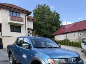 Mitsubishi l200 4x4 — miniatura 8