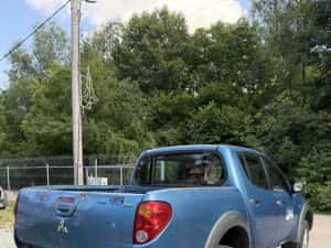Mitsubishi l200 4x4 — miniatura 9