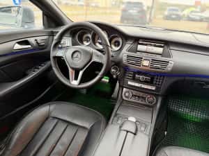 • Mercedes CLS 350d 4 Matic / Packet Amg / Perne aer • Parc Auto RATE — miniatura 7