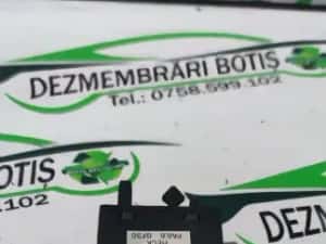 Buton dezaburire luneta Volkswagen VW Passat 2004 1.9 TDI MT (101 hp) — miniatura 2
