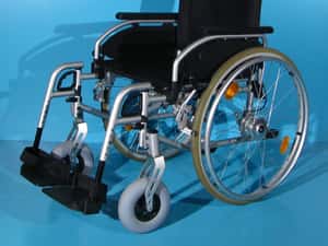Scaun cu rotile din aluminiu B+B