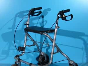 Cadru de mers cu roti varstnici- Drive — miniatura 1