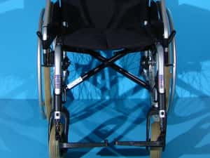 Scaun cu rotile  Meyra - latime sezut 43 cm — miniatura 2