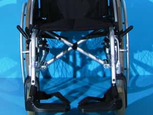 Scaun cu rotile invalizi — miniatura 2