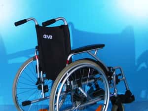 Scaun cu rotile invalizi — miniatura 5