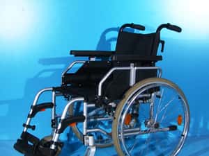 Scaun cu rotile din aluminiu - Dietz 