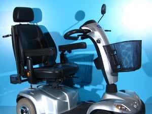 Scuter electric varstnici Invacare Orion — miniatura 7
