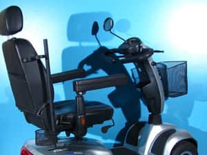 Scuter electric varstnici Invacare Orion — miniatura 9