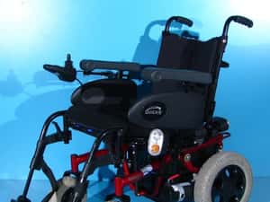 Carucior electric invalizi  Germania Quickie Tango  — miniatura 2