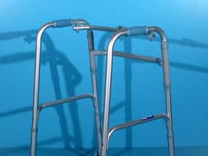 Cadru pentru mers cu 2 roti din aluminiu  — miniatura 5