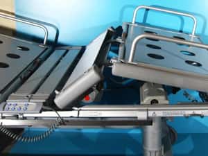 Pat electric spital pentru ingrijire pacienti cu patru sectiuni Volker — miniatura 10