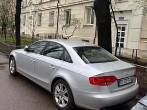 Audi A4 2011 - Automată, Full Option, Stare Foarte Bună — miniatura 2