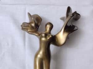 Statuetă Dan Băncilă - Victorie, bronz - H 23cm - Folosită
